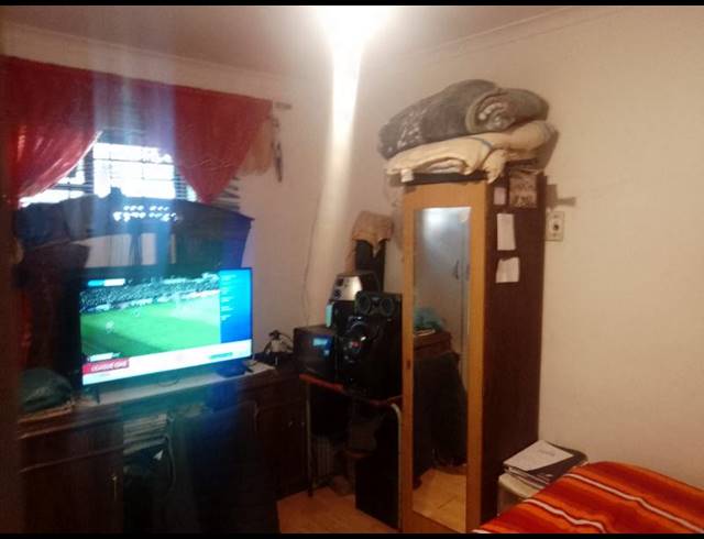 2 BEDROOM HOUSE FOR SALE IN RETREAT